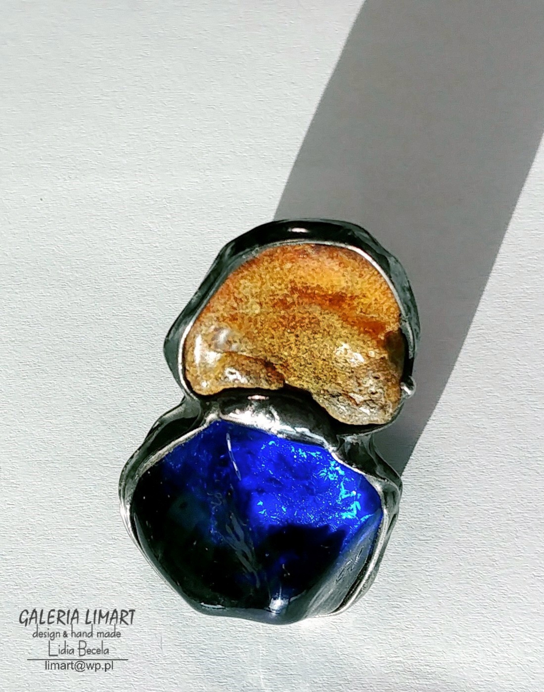 Kobaltowe szkło i bursztyn wielki unikatowy pierścionek dla kochającej wielkie pierścienie handmade